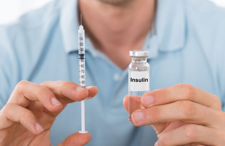 Mỡ máu cao và gan nhiễm mỡ có thể gây ra biến chứng kháng insulin