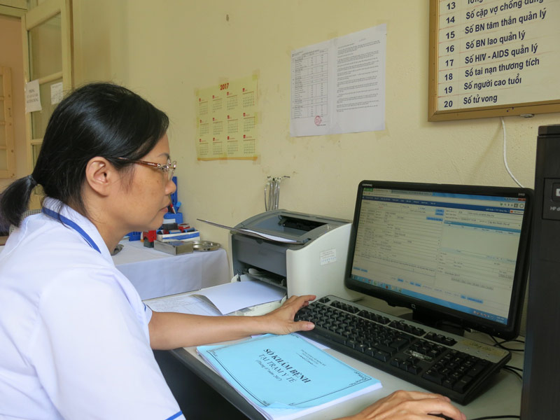 Ứng dụng công nghệ thông tin trong quản lý dữ liệu y tế tại trạm y tế