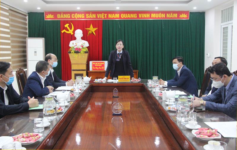 Đồng chí Nguyễn Thanh Hải, Bí thư Tỉnh ủy phát biểu tại buổi làm việc với Sở Y tế