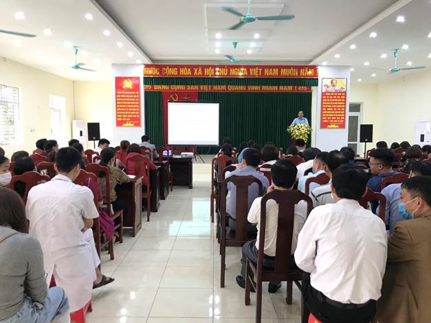 BS.CKI Hoàng Thái Sơn – Giám đốc Trung tâm phát biểu trong lớp tập huấn