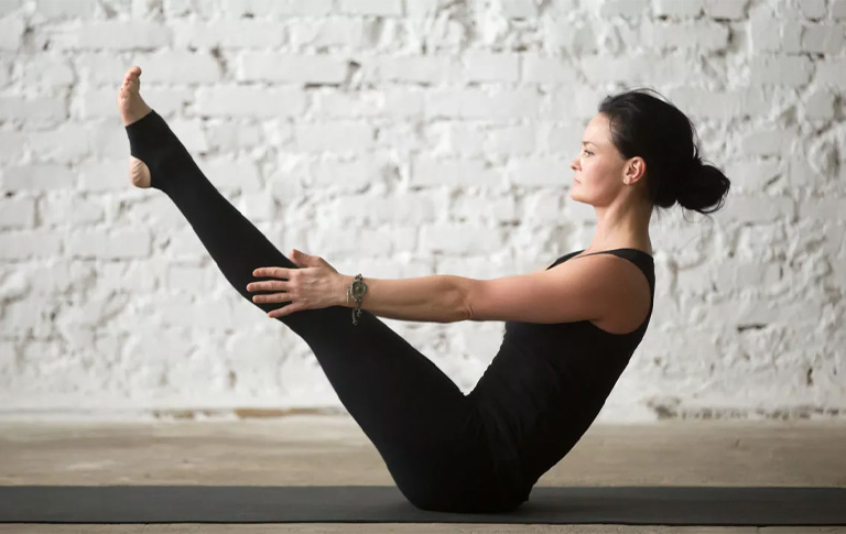 Tư thế thuyền (Navasana)