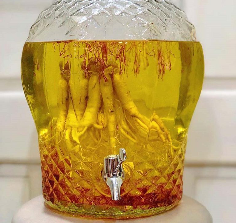 Nhụy Hoa Nghệ Tây Ngâm Rượu: Tác Dụng, Cách Ngâm Tại Nhà